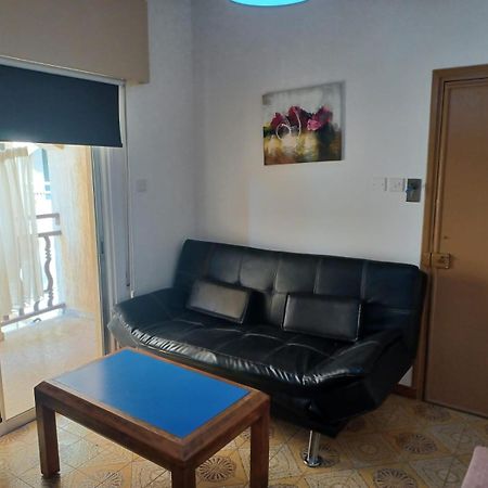Terpsichore Holiday Apts Limassol Bagian luar foto