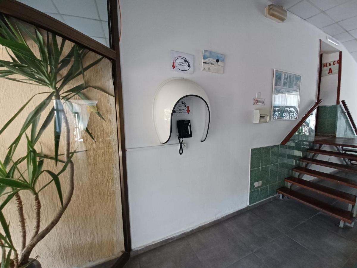 Terpsichore Holiday Apts Limassol Bagian luar foto