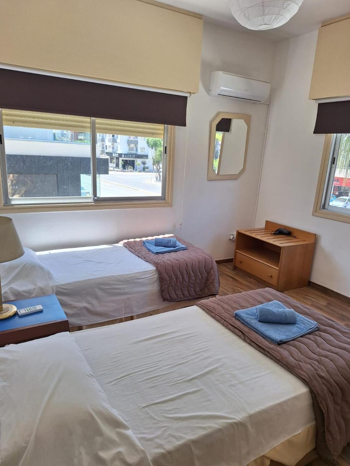 Terpsichore Holiday Apts Limassol Bagian luar foto